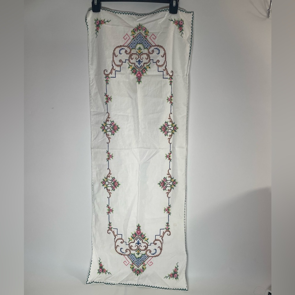 Vintage Table Runner Cross stitch Embroidery Easter Spring 41 X 15” READ